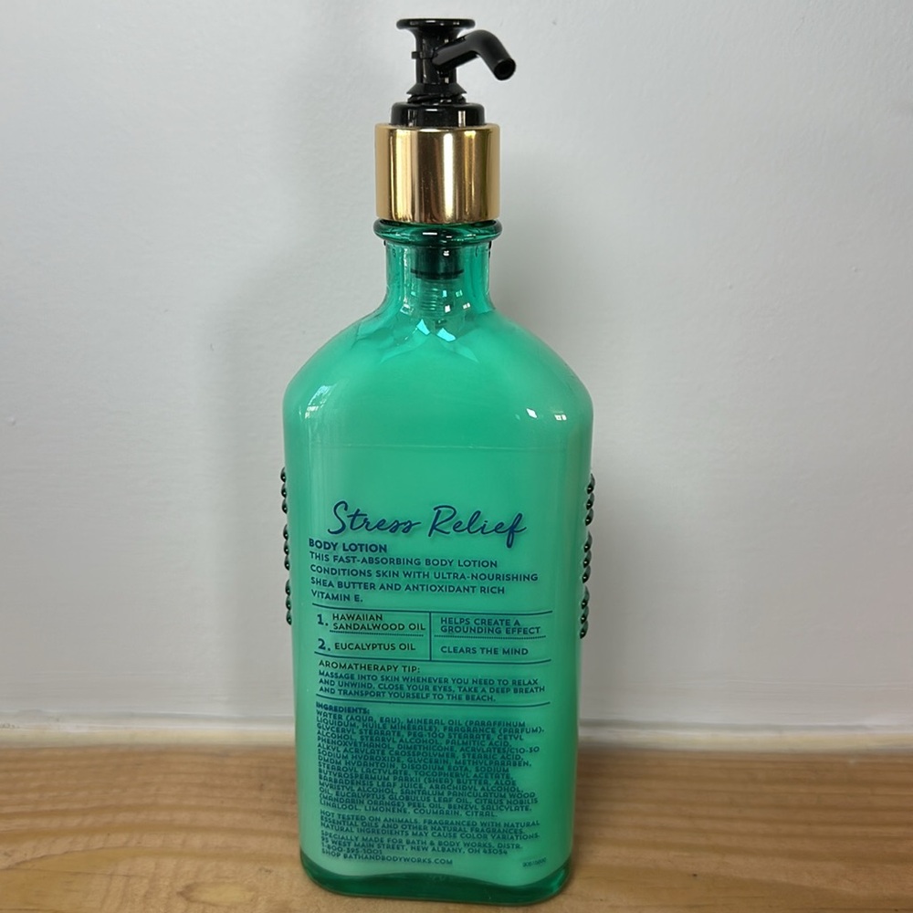 Bath & Body Works Aromatherapy Island Edition Stress Relief Body Lotion - Picture 2 of 4